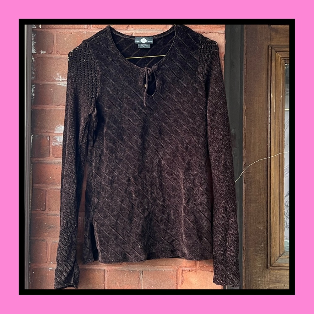 Brown Crochet 70s Sweater With Beaded Strings